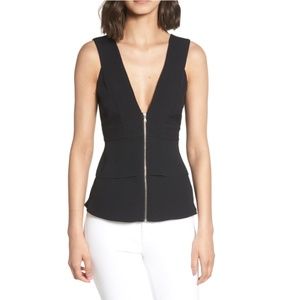 ⚡️SALE⚡️Trouve Zip Front Top
